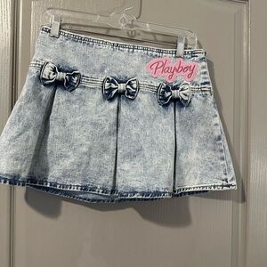 Playboy Denim Skirt with Bows Acid Wash Pleated Mini Skirt NWT Size 7